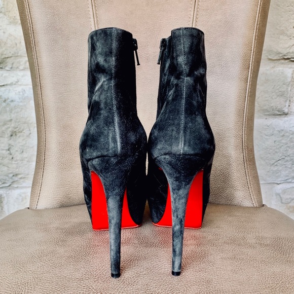 ❌SOLD❌Christian Louboutin Bianca 120 Booty Gray 40